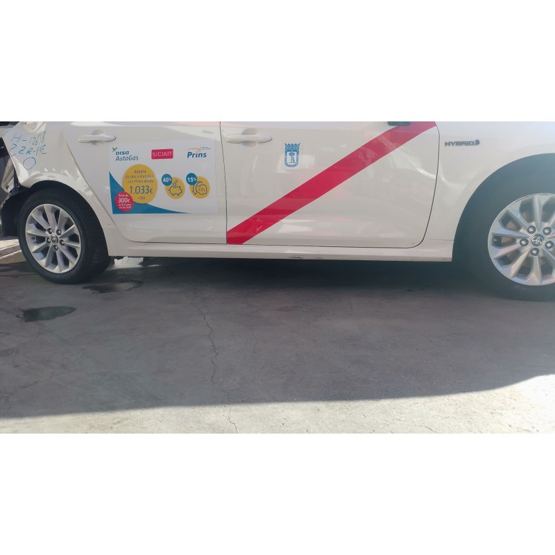 Recambio de estribos laterales para toyota corolla sedán (_e21_) 1.8 vvti hybrid (zwe211, mzea12) referencia OEM IAM   