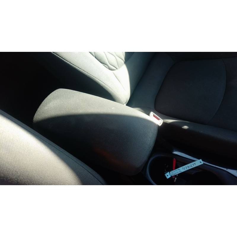 Recambio de apoyabrazos central para toyota corolla sedán (_e21_) 1.8 vvti hybrid (zwe211, mzea12) referencia OEM IAM   