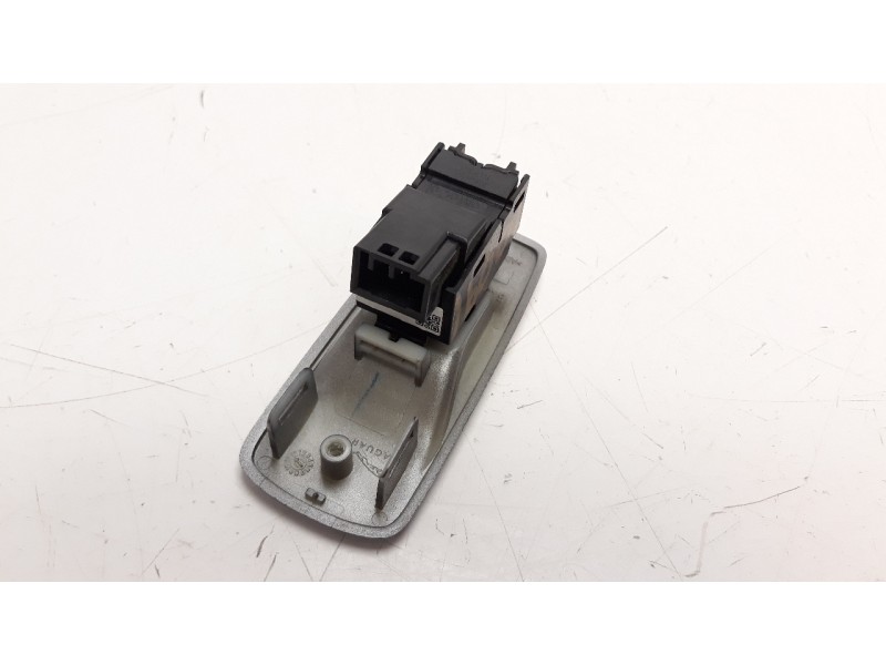 Recambio de mando elevalunas trasero izquierdo para jaguar xf 2.2 diesel luxury referencia OEM IAM AW9314717AB  