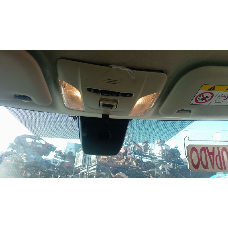 Recambio de luz interior para toyota corolla sedán (_e21_) 1.8 vvti hybrid (zwe211, mzea12) referencia OEM IAM   
