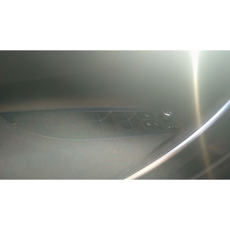 Recambio de mando elevalunas delantero izquierdo para toyota corolla sedán (_e21_) 1.8 vvti hybrid (zwe211, mzea12) referencia O