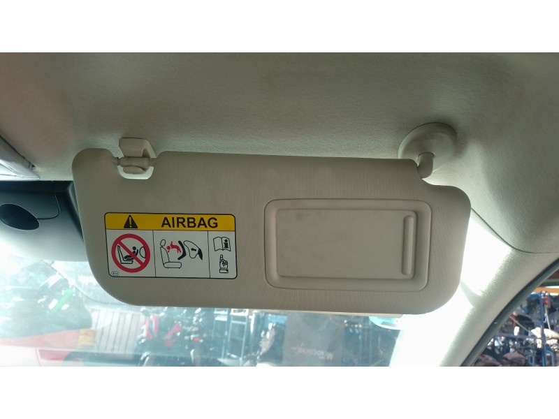 Recambio de parasol derecho para toyota corolla sedán (_e21_) 1.8 vvti hybrid (zwe211, mzea12) referencia OEM IAM   