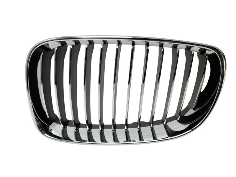 Recambio de rejilla delantera para bmw serie 1 berlina (e81/e87) referencia OEM IAM  51137166439 107061320/2181505/BM1212024