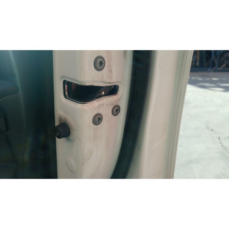 Recambio de cerradura puerta delantera derecha para toyota corolla sedán (_e21_) 1.8 vvti hybrid (zwe211, mzea12) referencia OEM