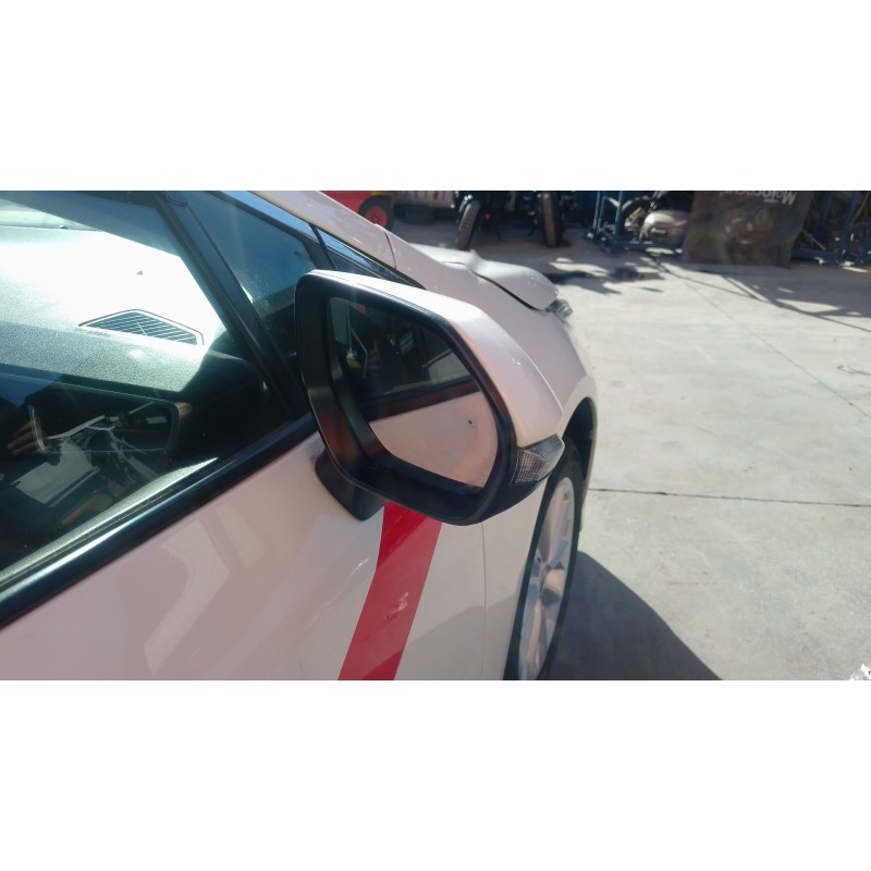 Recambio de retrovisor derecho para toyota corolla sedán (_e21_) 1.8 vvti hybrid (zwe211, mzea12) referencia OEM IAM   