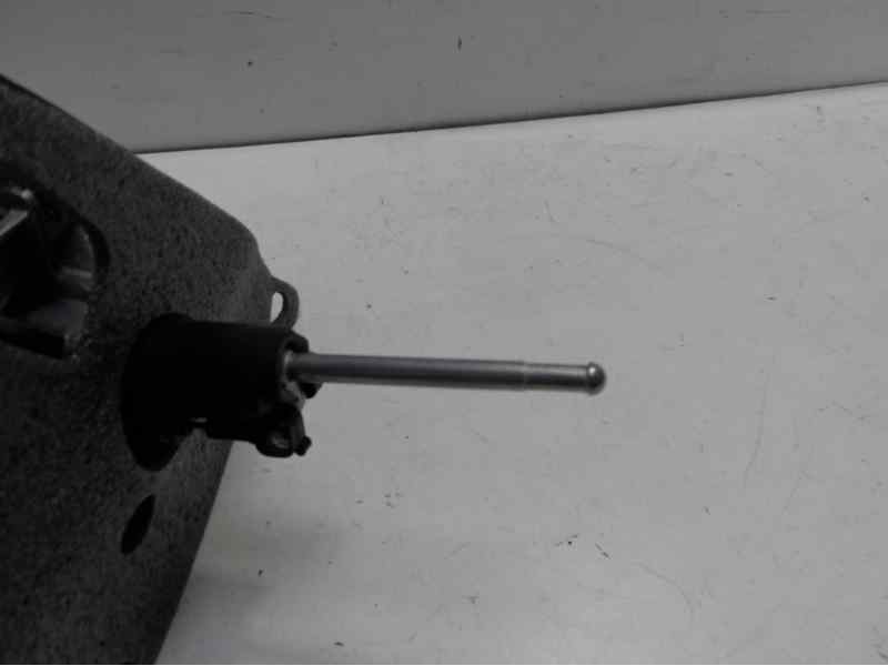 Recambio de retrovisor izquierdo para opel corsa c referencia OEM IAM 1428280 1051623012 OP0307114