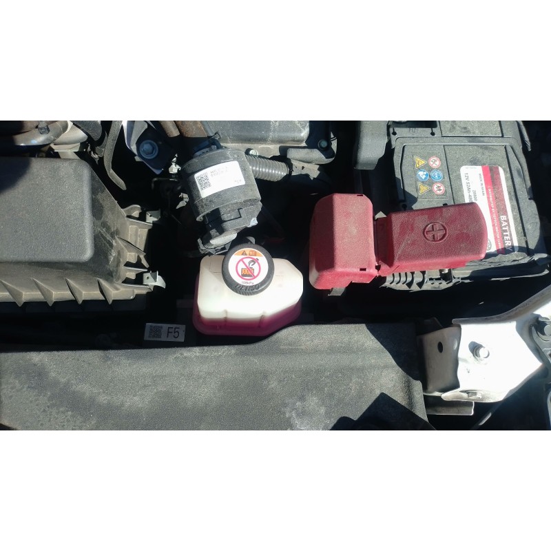Recambio de deposito expansion para toyota corolla sedán (_e21_) 1.8 vvti hybrid (zwe211, mzea12) referencia OEM IAM   