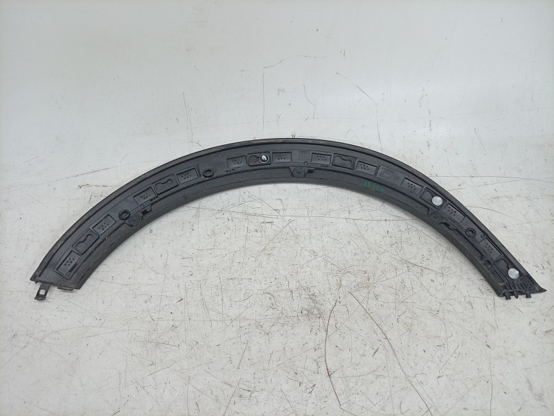 Recambio de aletin trasero izquierdo para volvo v60 ii cross country (227) d4 awd referencia OEM IAM  31463765 