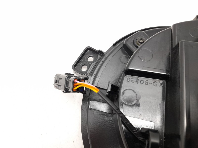 Recambio de piloto trasero derecho paragolpes para hyundai inster ax referencia OEM IAM  92406GX000 
