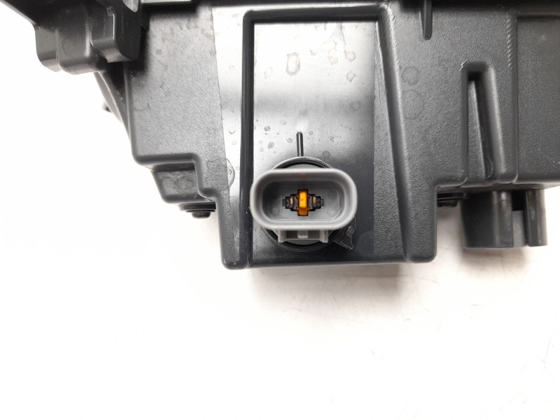 Recambio de faro antiniebla trasero derecho para hyundai inster ax referencia OEM IAM  92406GX100 