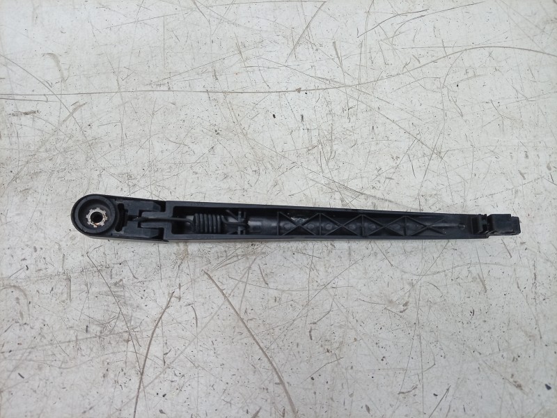 Recambio de brazo limpia trasero para mazda 6 station wagon (gj, gl) 2.0 (gjefw) referencia OEM IAM  GHP967421 