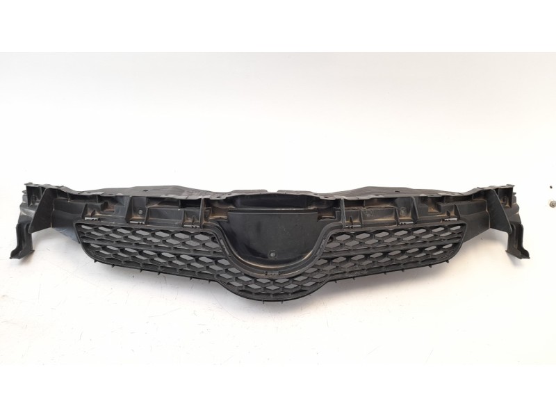 Recambio de rejilla delantera para toyota auris luna referencia OEM IAM 5311102390 TY3502001 7748