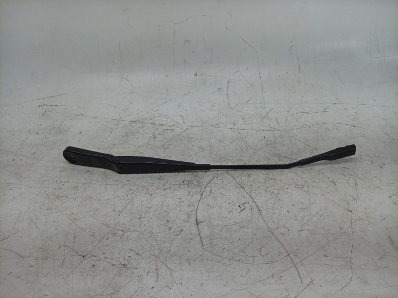 Recambio de brazo limpia delantero derecho para bmw x1 (u11) xdrive 20 d mild-hybrid referencia OEM IAM  9478846 