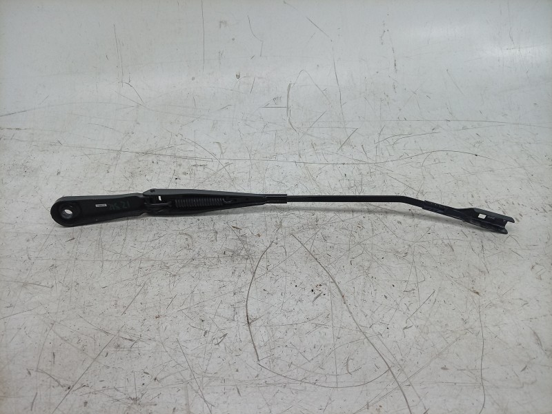 Recambio de brazo limpia delantero derecho para bmw x1 (u11) xdrive 20 d mild-hybrid referencia OEM IAM  9478846 