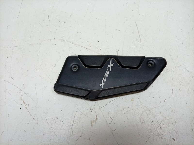 Recambio de moldura para yamaha x-max x-max 300 (sh14) referencia OEM IAM  B74F74831000 