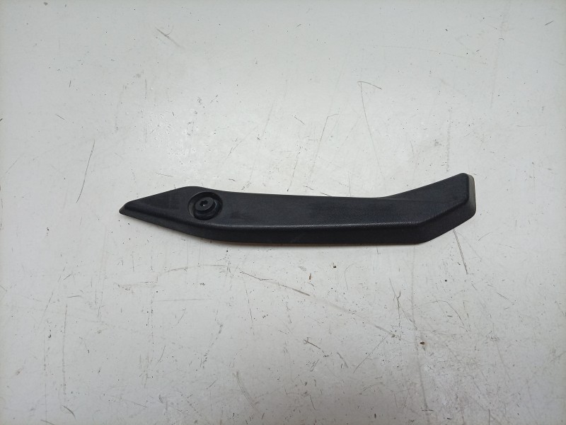 Recambio de moldura para yamaha x-max x-max 300 (sh14) referencia OEM IAM  B74F74831000 