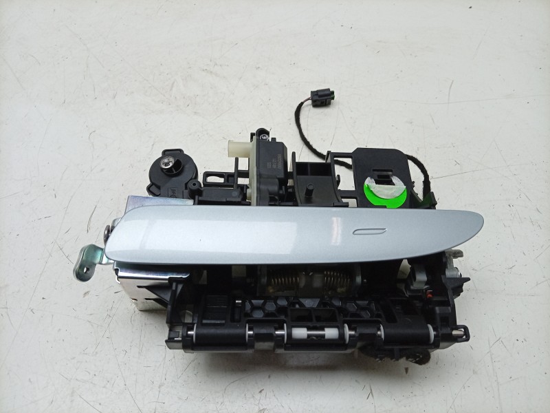Recambio de maneta exterior delantera izquierda para porsche taycan (y1a) 4s referencia OEM IAM  9J1837885 