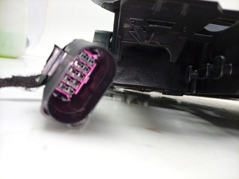 Recambio de maneta exterior delantera izquierda para porsche taycan (y1a) 4s referencia OEM IAM  9J1837885 