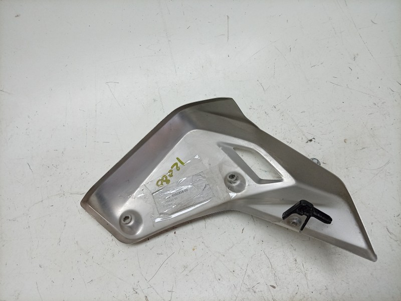 Recambio de moldura para bmw r 1250 r 1250 r (1r13) referencia OEM IAM  46638382816 