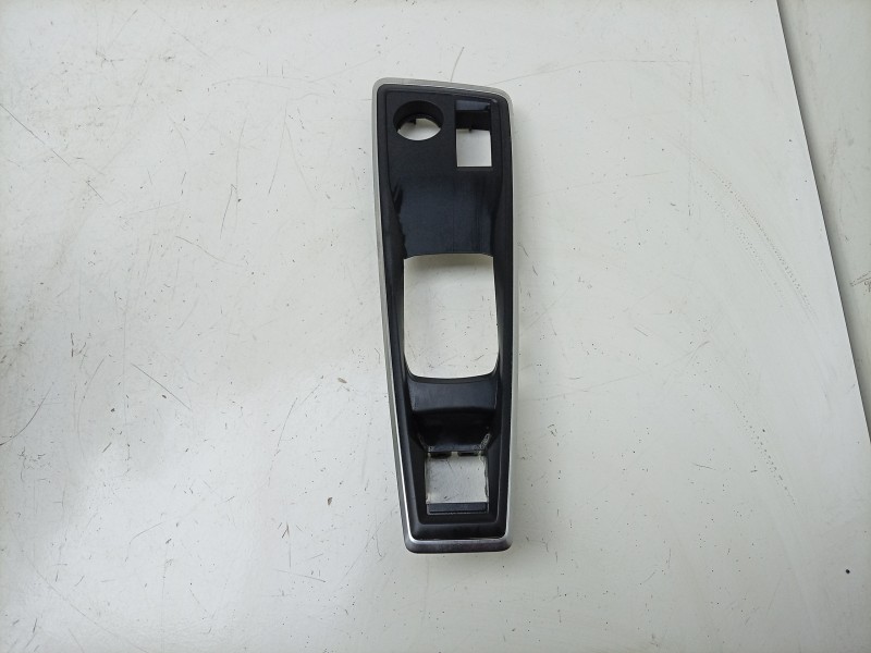Recambio de moldura para peugeot 508 allure pack referencia OEM IAM  9819298877 