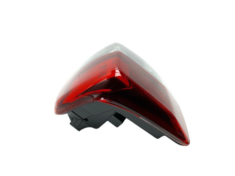 Recambio de piloto trasero izquierdo para mitsubishi l 200 (kl0/kj0) referencia OEM IAM  8330B211 108704653/16205421/3261007