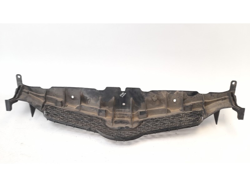 Recambio de rejilla delantera para toyota auris luna referencia OEM IAM 5311102390 TY3502001 7748