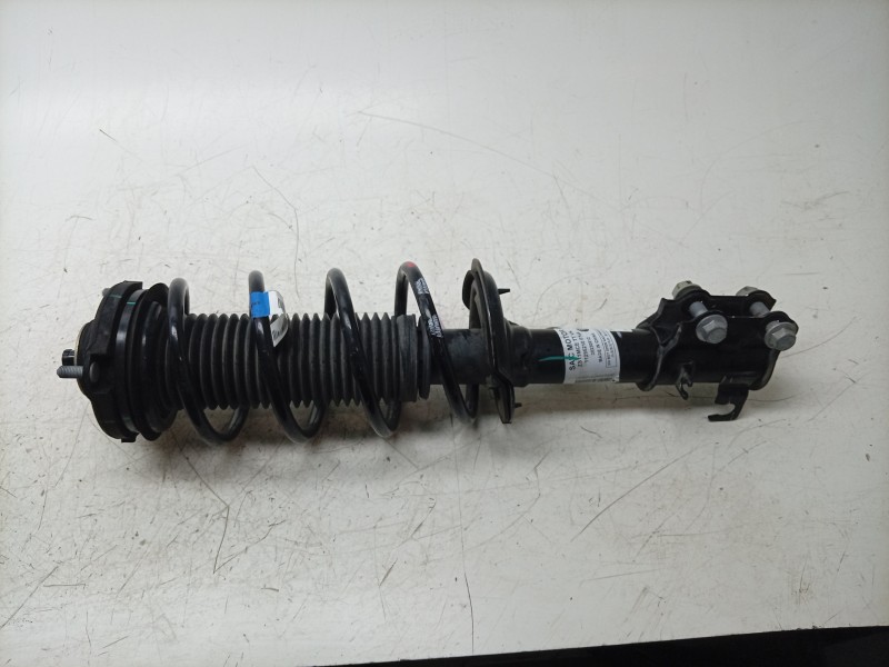 Recambio de amortiguador delantero derecho para mg zs suv (azs1) 1.5 vti referencia OEM IAM 11595676 10573459 