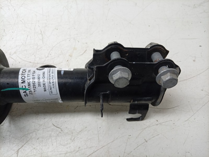 Recambio de amortiguador delantero derecho para mg zs suv (azs1) 1.5 vti referencia OEM IAM 11595676 10573459 