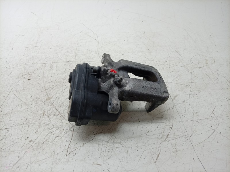 Recambio de pinza de freno trasera derecha para audi q3 (8ub, 8ug) 1.4 tsi referencia OEM IAM  32355461 