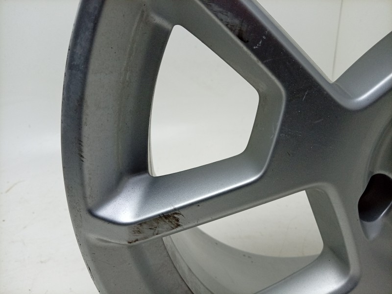 Recambio de llanta para jeep renegade suv (bu, b1, bv) 1.6 crd referencia OEM IAM  6ZQ69MAAAA 