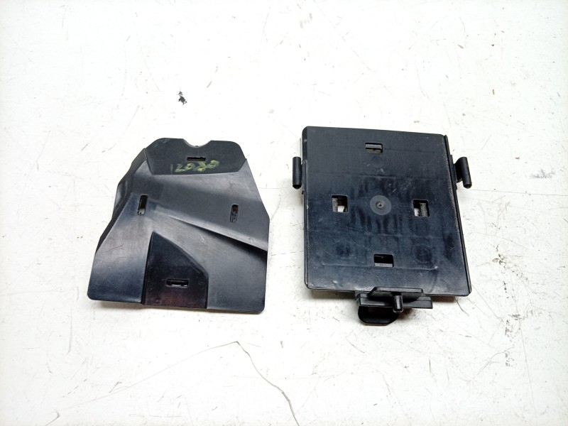 Recambio de moldura para bmw r 1250 r 1250 r (1r13) referencia OEM IAM  8382947 