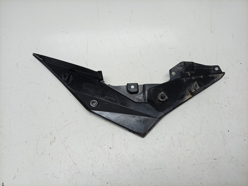 Recambio de moldura para honda cb 500f cb 500 f referencia OEM IAM  83621MKPJ000 