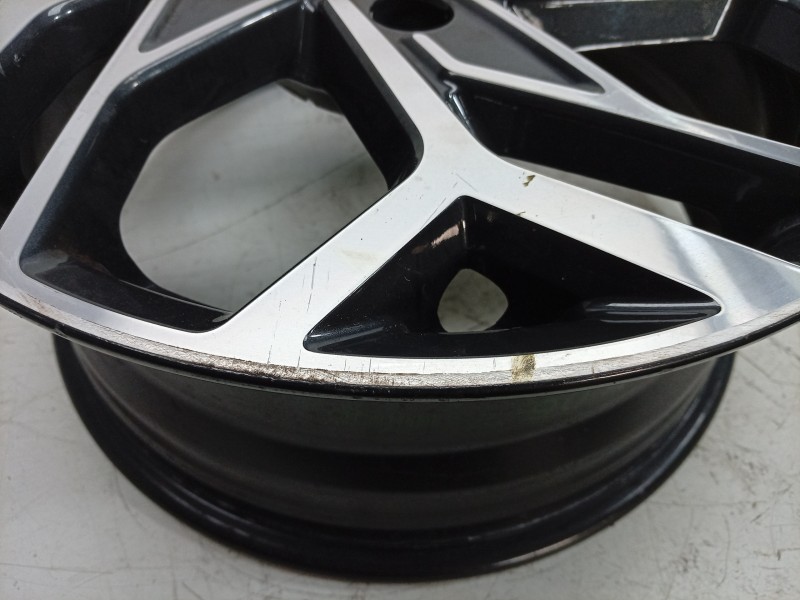 Recambio de llanta para hyundai i30 (pde, pd, pden) 1.0 t-gdi referencia OEM IAM  52910G4BA0 