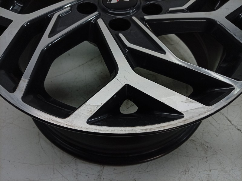 Recambio de llanta para hyundai i30 (pde, pd, pden) 1.0 t-gdi referencia OEM IAM  52910G4BA0 