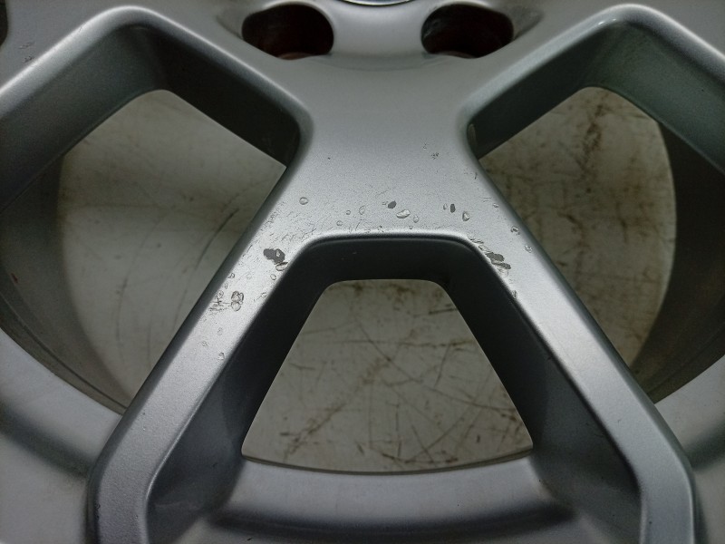Recambio de llanta para jeep renegade suv (bu, b1, bv) 1.6 crd referencia OEM IAM  735657537 