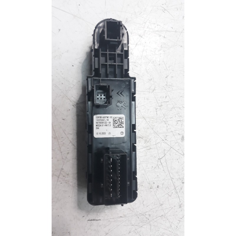 Recambio de mando elevalunas delantero izquierdo para opel corsa f 1.2 referencia OEM IAM 96788281ZD IAF670007 