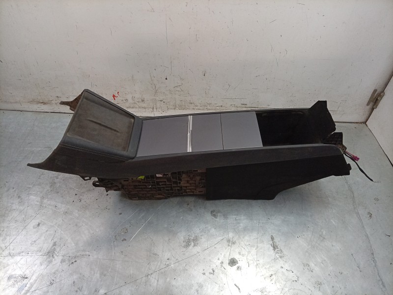 Recambio de consola central para tesla model 3 ev referencia OEM IAM  171437710G 