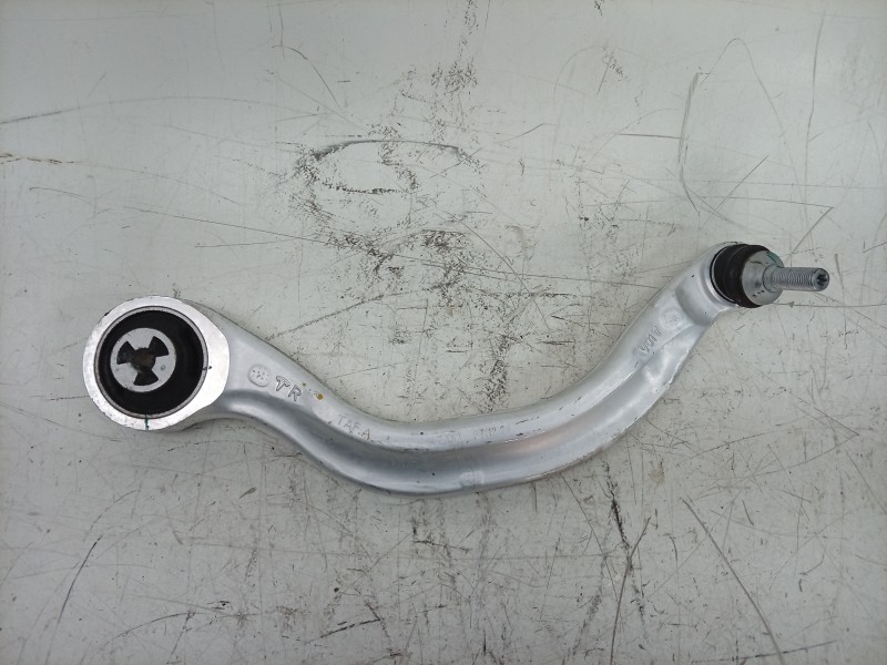 Recambio de brazo suspension inferior delantero derecho para tesla model 3 ev referencia OEM IAM  134435900A 
