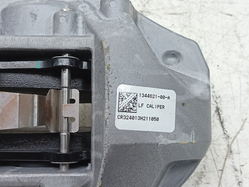 Recambio de pinza freno delantera izquierda para tesla model 3 ev referencia OEM IAM  134462100A 