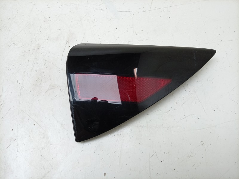 Recambio de moldura para tesla model 3 ev referencia OEM IAM  171510500B 