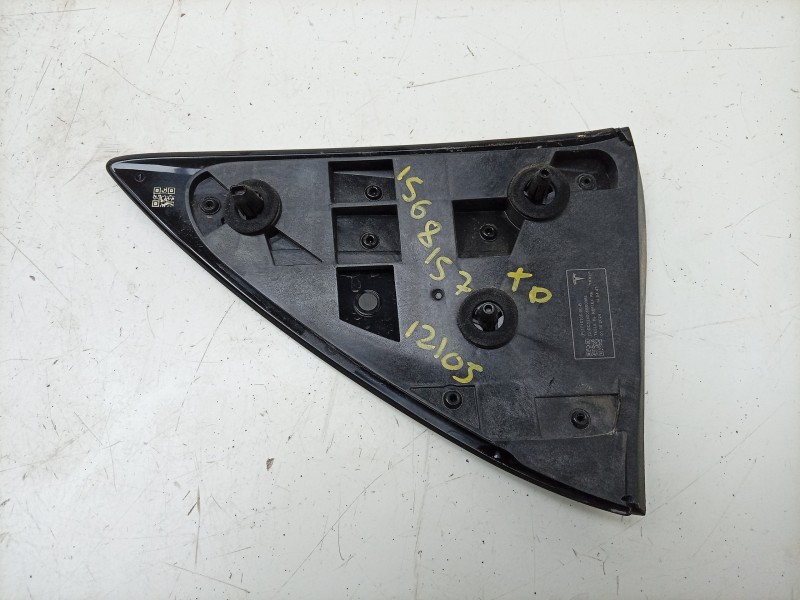 Recambio de moldura para tesla model 3 ev referencia OEM IAM  171510500B 