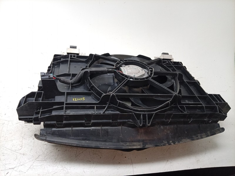 Recambio de electroventilador para tesla model 3 ev referencia OEM IAM  1559787 