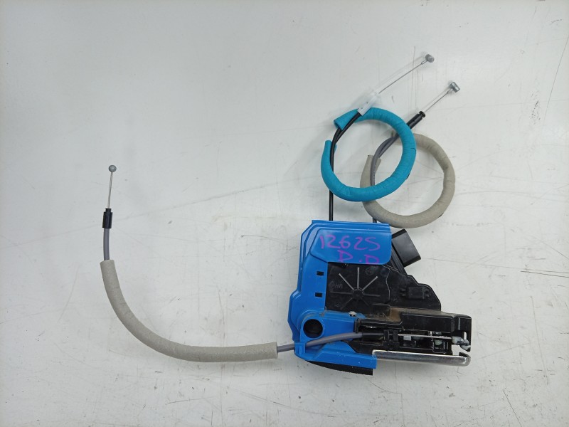 Recambio de cerradura puerta delantera derecha para kg mobility rexton referencia OEM IAM  7122036000 