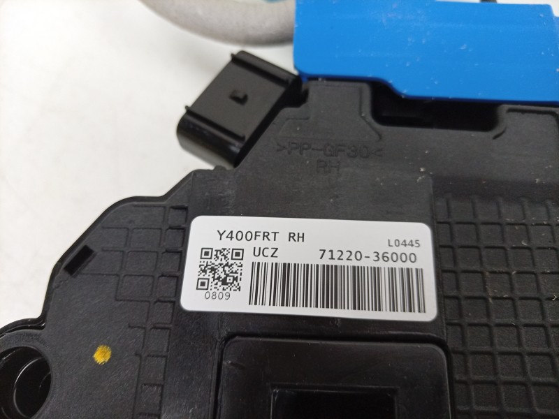 Recambio de cerradura puerta delantera derecha para kg mobility rexton referencia OEM IAM  7122036000 