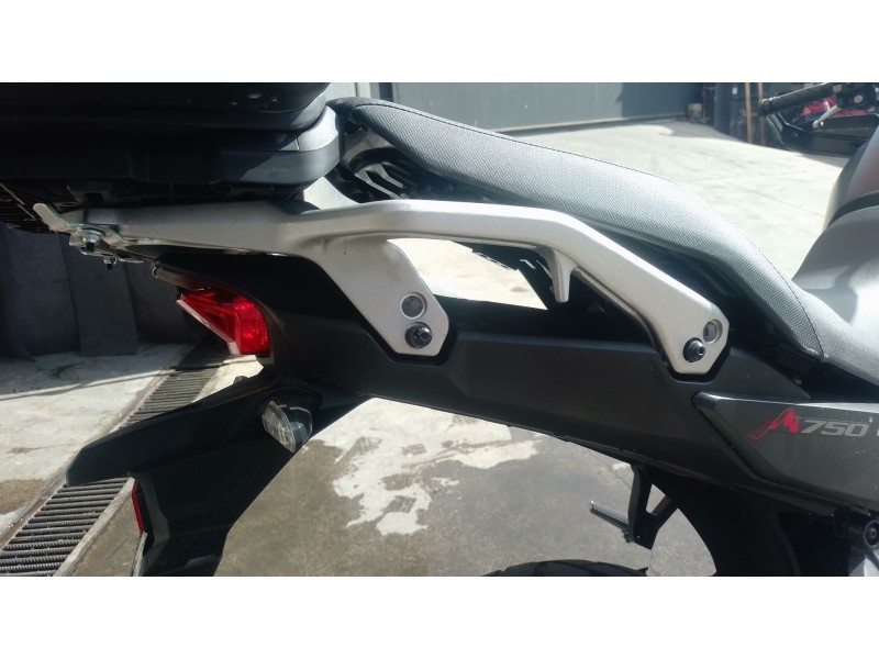 Recambio de portaequipajes para honda xl xl 750 transalp (rd16) referencia OEM IAM   