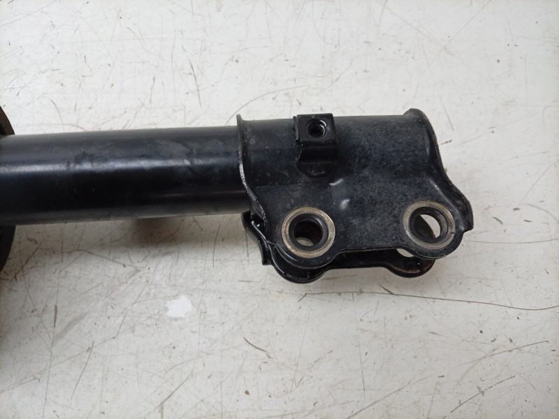 Recambio de amortiguador delantero derecho para kg mobility tivoli referencia OEM IAM  4432035440 