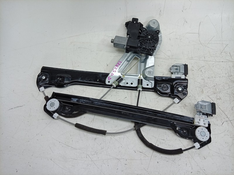 Recambio de elevalunas delantero derecho para kg mobility rexton referencia OEM IAM  82402Y4021 