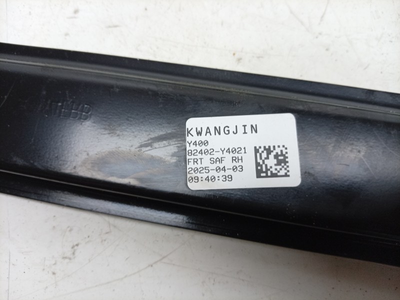 Recambio de elevalunas delantero derecho para kg mobility rexton referencia OEM IAM  82402Y4021 