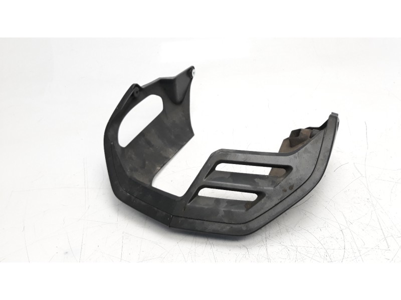 Recambio de moldura para honda cb 650r referencia OEM IAM 64121MKND500 64111MKND500 