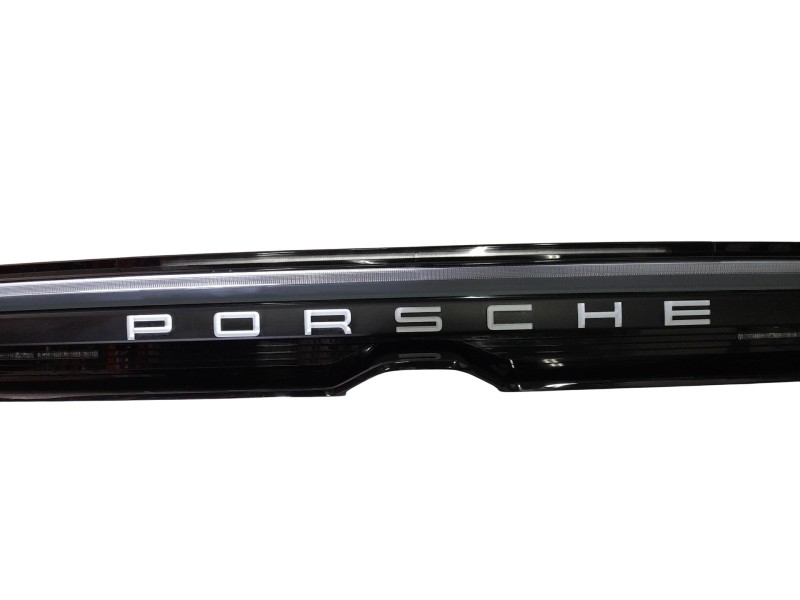 Recambio de piloto trasero central para porsche macan (xab) 4 electric (xabbb1, xabfd1) referencia OEM IAM  95C945070BQ 